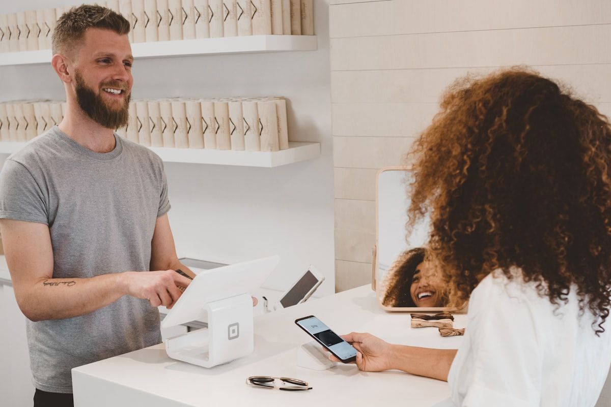 Qué es la señalización digital y por qué tu negocio la necesita